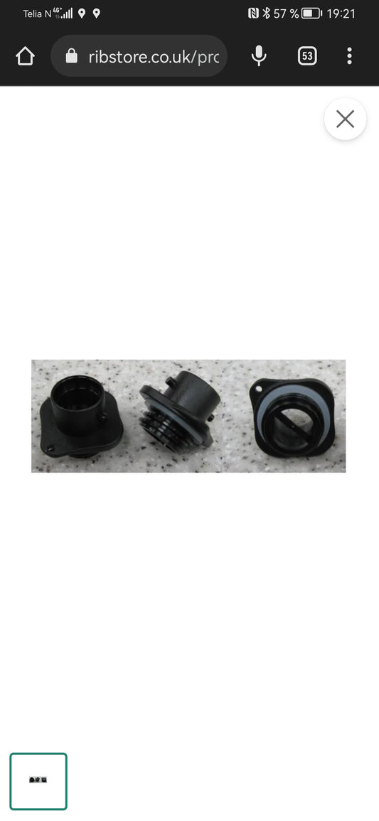 Leafield C7 valve adapter